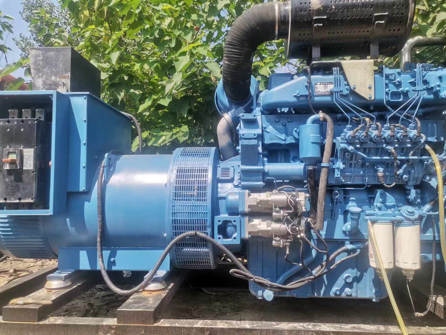 东城街道详细说明降低 800kW 柴油发电机输出电流波动的方法